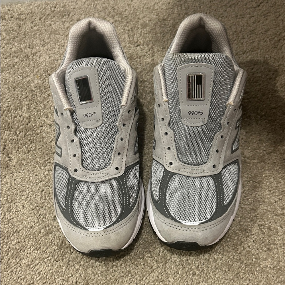 New Balance 990v5 Gray Sneakers